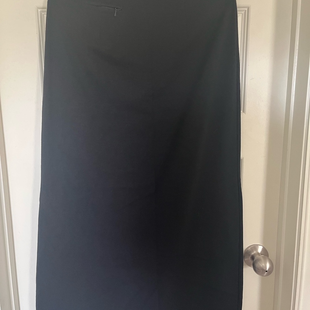 Emma James Classic Black Pencil Skirt